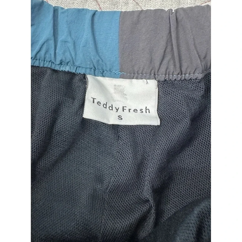 Teddy Fresh Mens Color Block Nylon Shorts Size‎ Small Belted Casual Outdoor